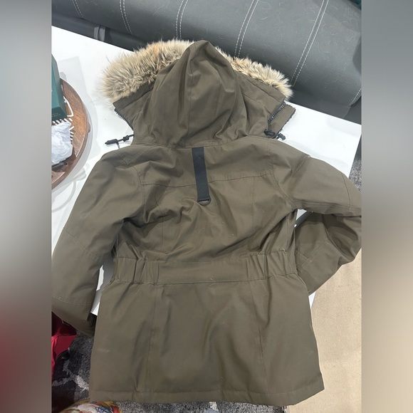 Aritzia TNA Golden Larsen Parka - Picture 7 of 8